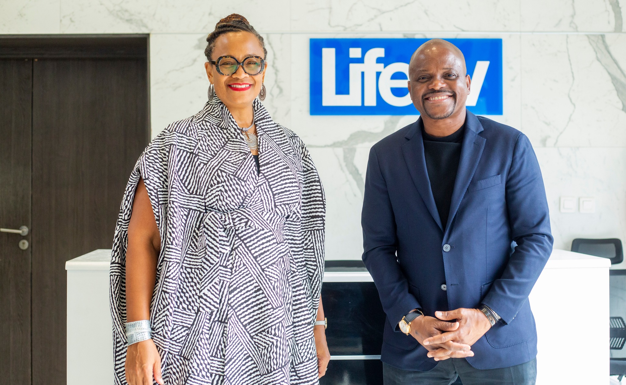Visite de l’Ambassadrice des États-Unis à Life TV 3